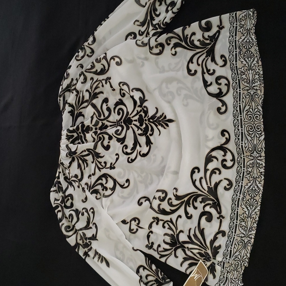 JM Collection Top - Picture 2 of 2